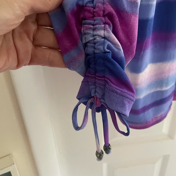 NWOT Susan Graver liquid knit top. - Picture 3 of 4